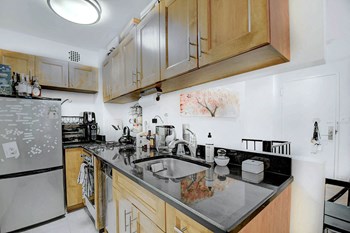 123 Bank Street Studio-2 Beds Apartment for Rent - Photo Gallery 2