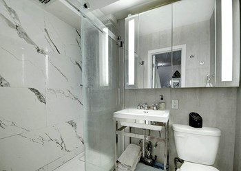 123 Bank Street Studio-2 Beds Apartment for Rent - Photo Gallery 5