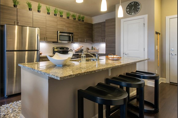 Lake Vue Apartments, 7119 Sand Lake Reserve Drive, Orlando, FL - RENTCafé