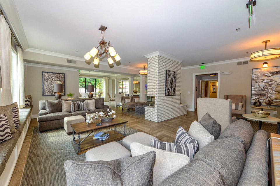 Residences of Chastain club house.