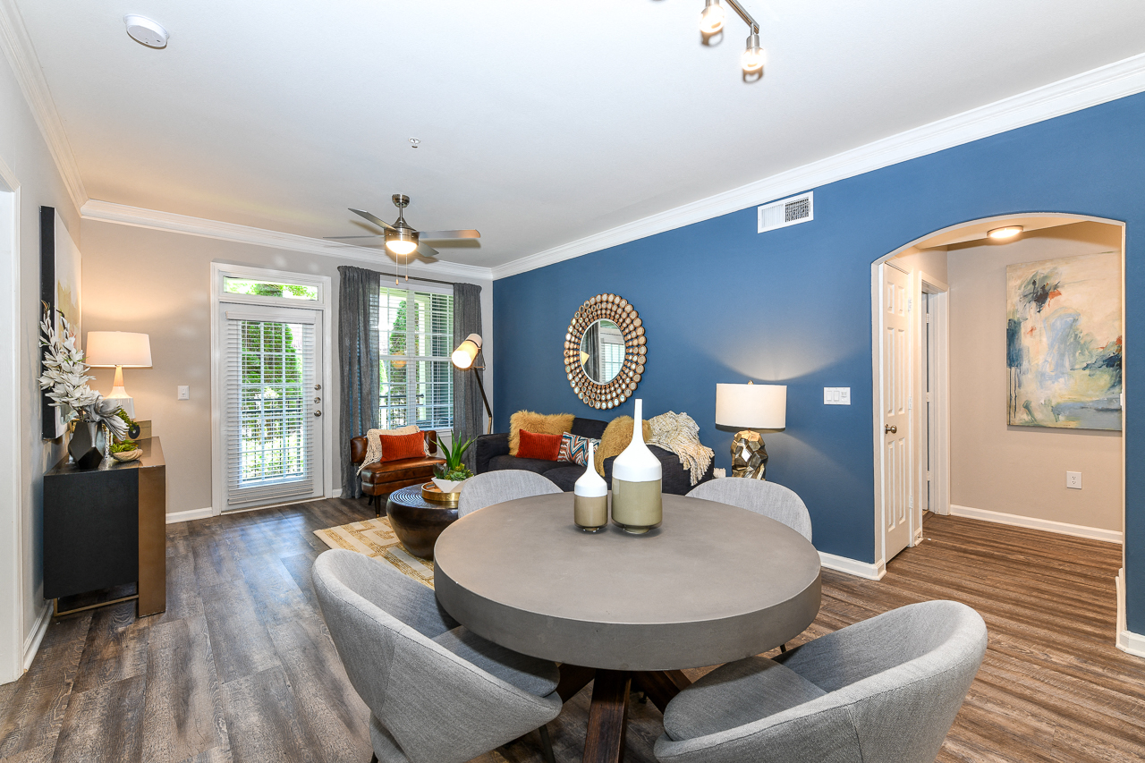 Row At Twenty Sixth Apartments In Atlanta Ga