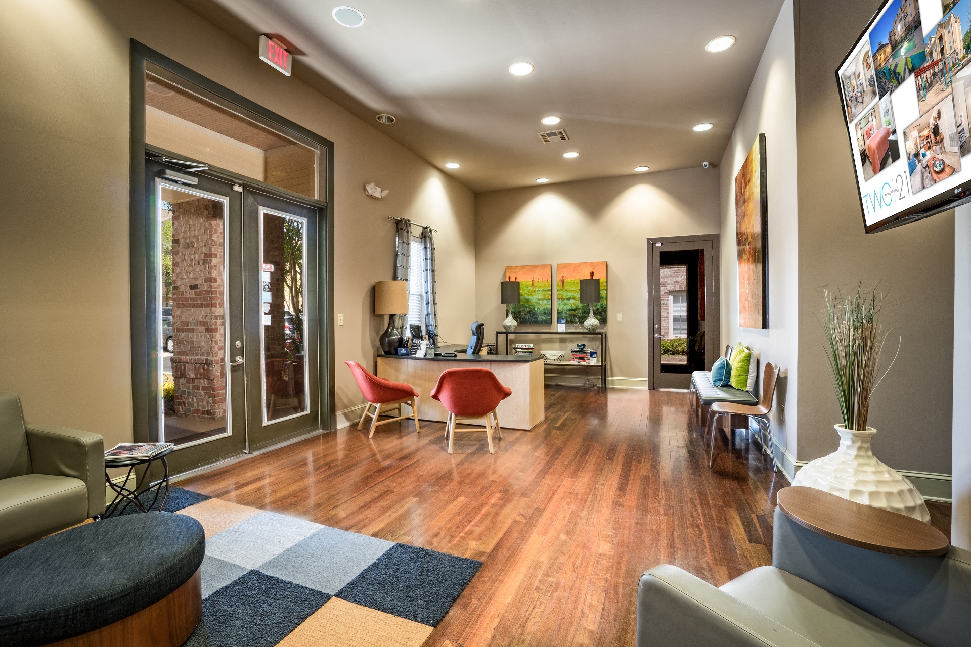 Photos and Video of Two 21 Armstrong in Auburn, AL