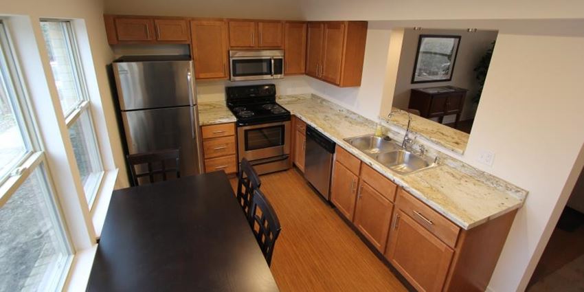 5302 Brody Drive 2 Beds Townhouse for Rent - Photo Gallery