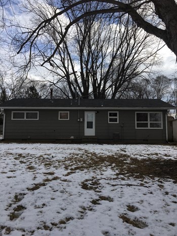 108 Peach Avenue 3 Beds Apartment for Rent - Photo Gallery 2