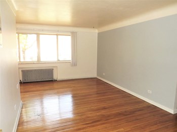 1310 Leyden Street Studio-2 Beds Apartment for Rent - Photo Gallery 4
