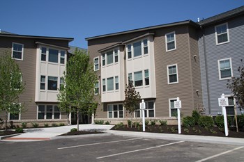 515 5th St. (NW) Canton 1-2 Beds Apartment, Affordable for Rent - Photo Gallery 2