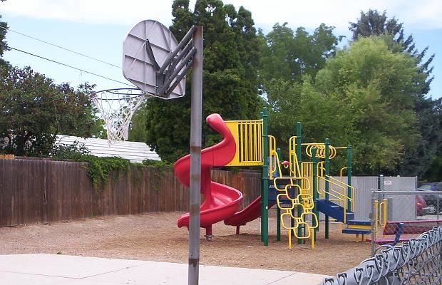Playground equipment Playground equipment - Photo Gallery