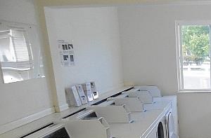 Laundry facility with washers and dryers Laundry facility with washers and dryers - Photo Gallery 4