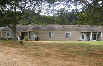 1595 Hawthorne Ave 1 Bed Apartment, Affordable for Rent - Photo Gallery 2