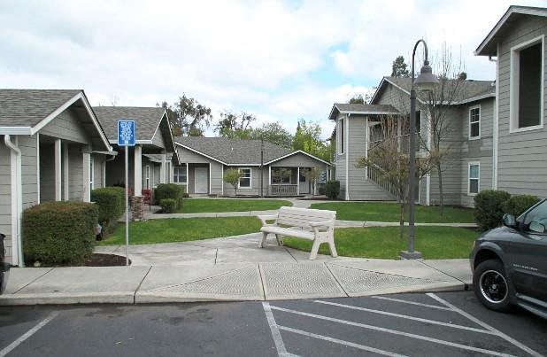 Lithia Place Apartments In Medford Or
