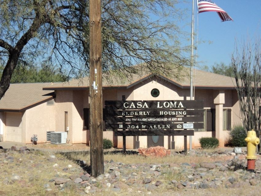 Casa Loma property sign - Photo Gallery 1