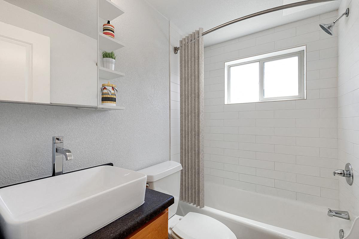 Archer Place Apartments in Denver, CO