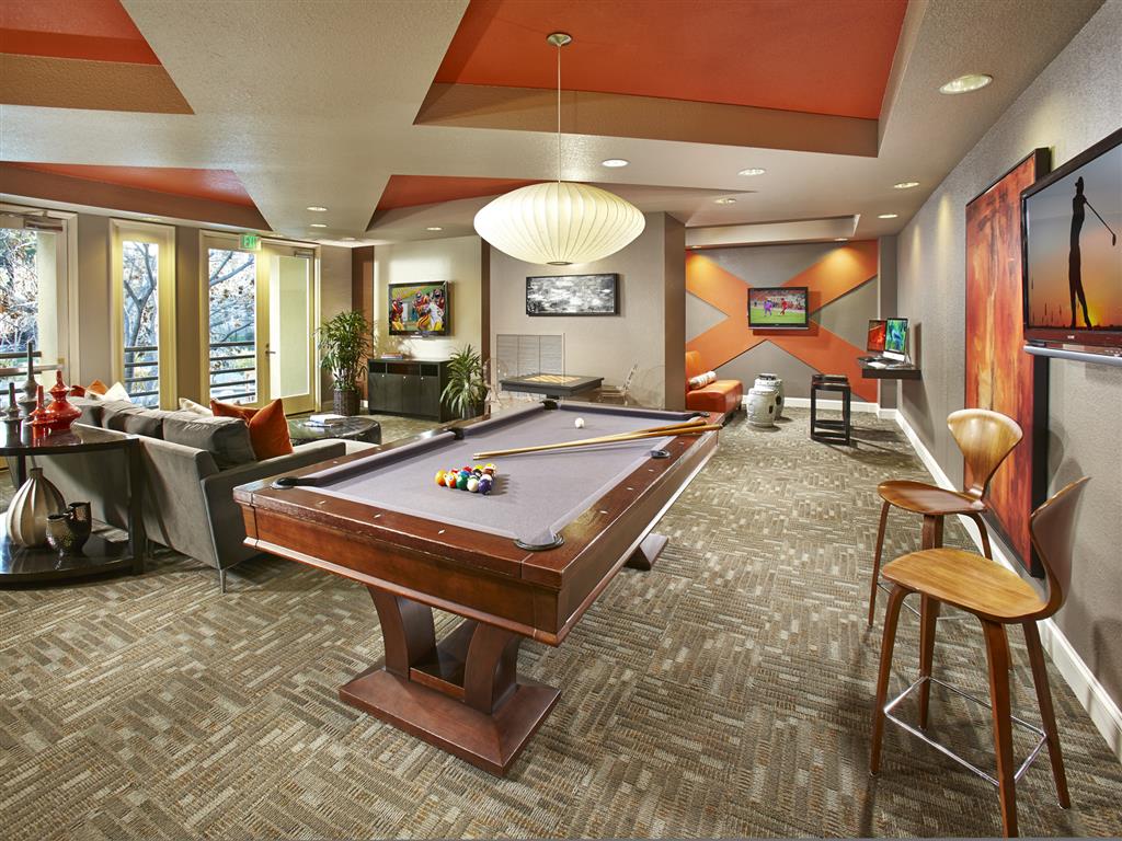 gaming lounge with billiards table, TV's, Wii and Playstation