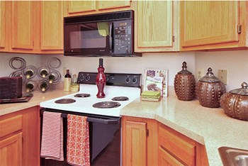7414 Brixworth Ct 1-3 Beds Apartment for Rent - Photo Gallery 2