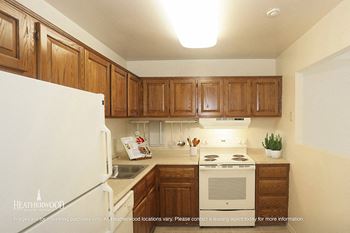Chef-Inspired Kitchens at Southwood Luxury Apartments, North Amityville, NY, 11701