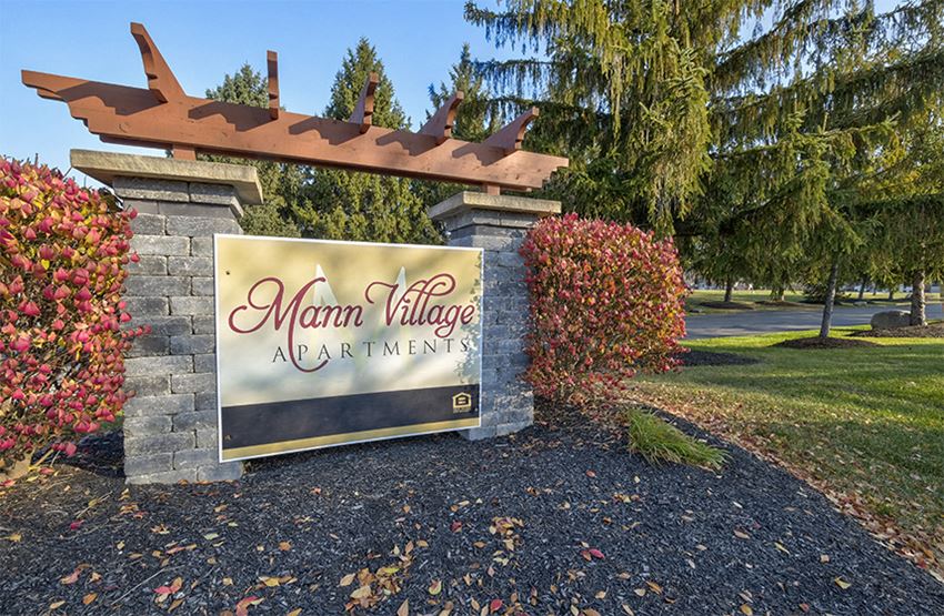 Welcome to Mann Village Apartments! - Photo Gallery 1