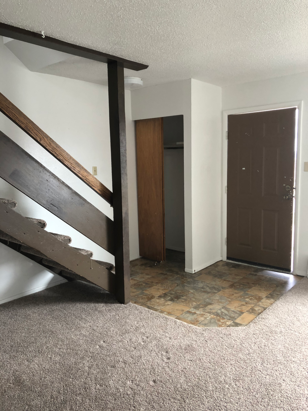 3 Bedroom Staircase Bottom