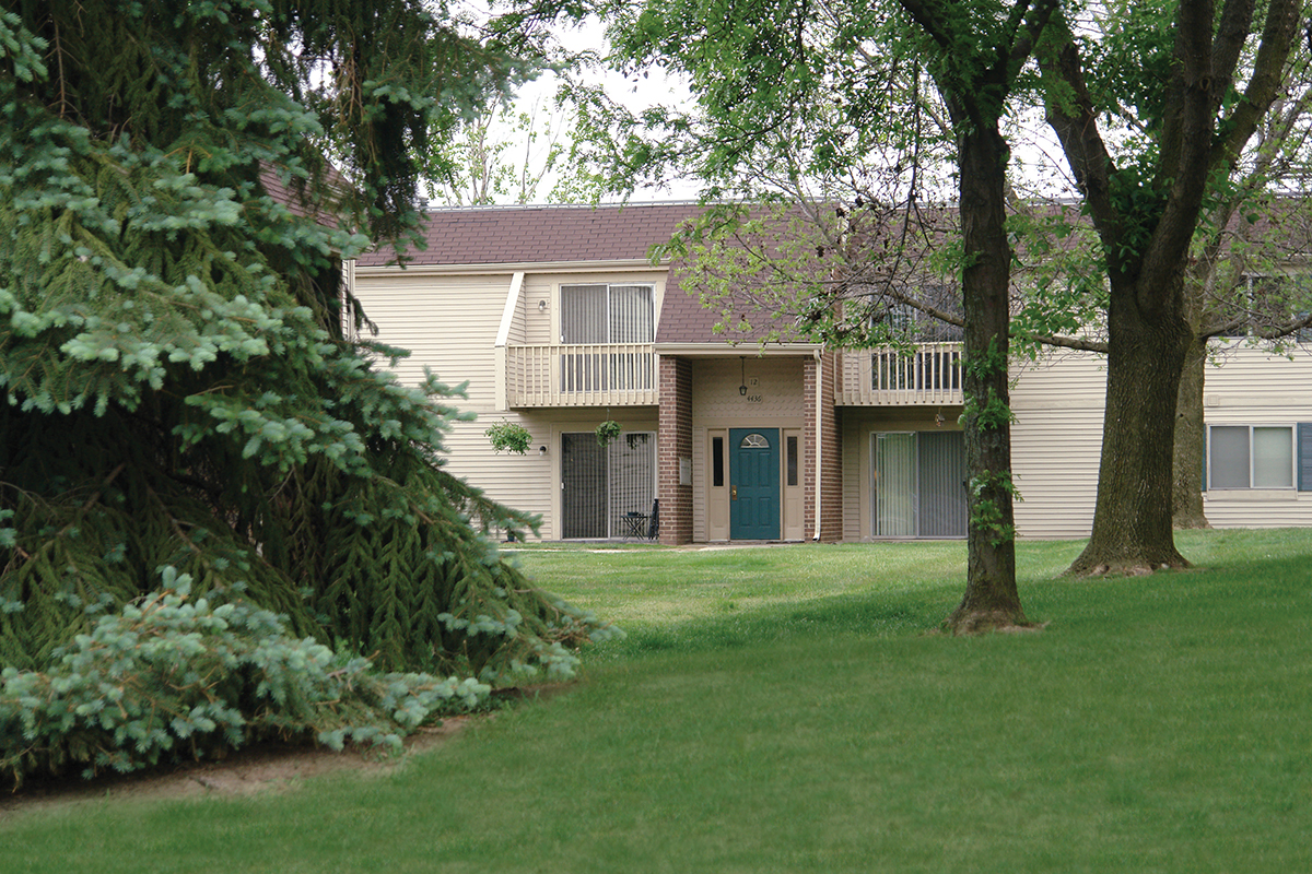 Genesee Village Apartments, 3200 Wimbleton Drive, Flint, MI - RENTCafé