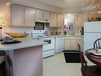 105-A N. Dixieland Road 1-2 Beds Apartment for Rent - Photo Gallery