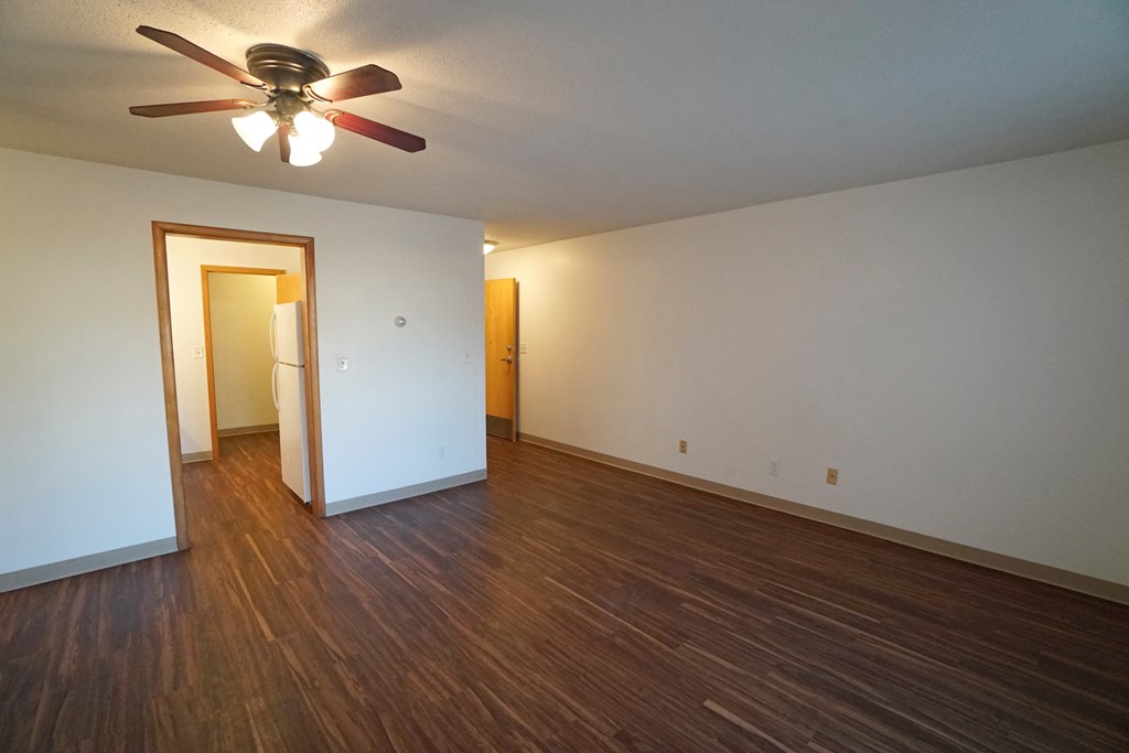 Rolling Hills apartments studio, St. Paul, Minnesota