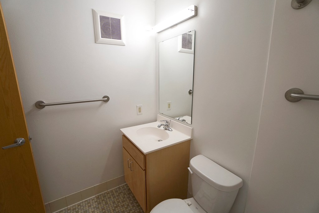 Rolling Hills apartments studio, St. Paul, Minnesota