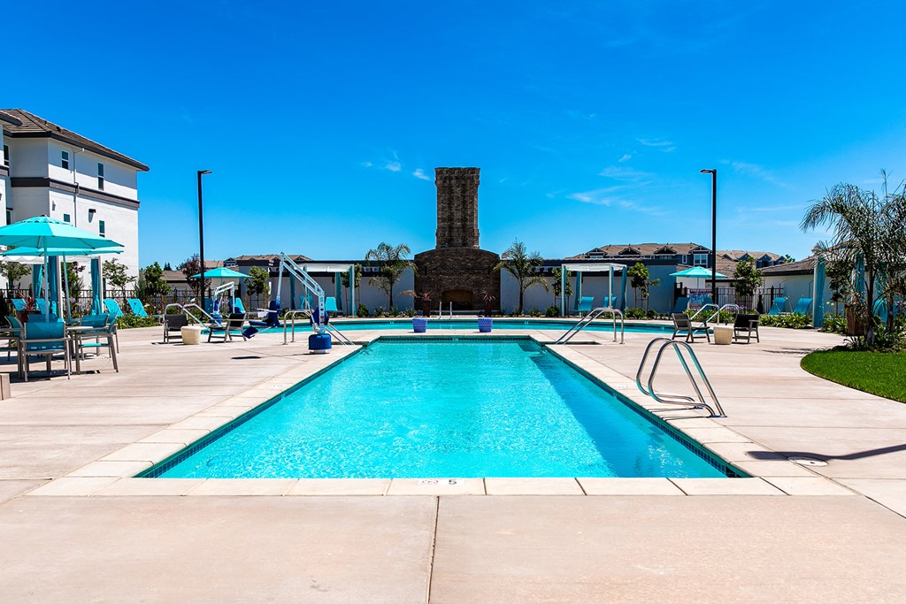 Pool l The James Apartments in Rocklin CA 