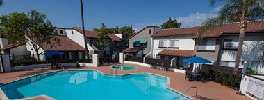 1625 W. Pacific Coast Highway 1 Bed Apartment for Rent Photo Gallery 1