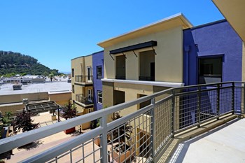 Exterior Building l Metro 510 in Riverside Ca - Photo Gallery 4