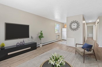 21 Logan Street Studio-1 Bed Apartment for Rent - Photo Gallery 3