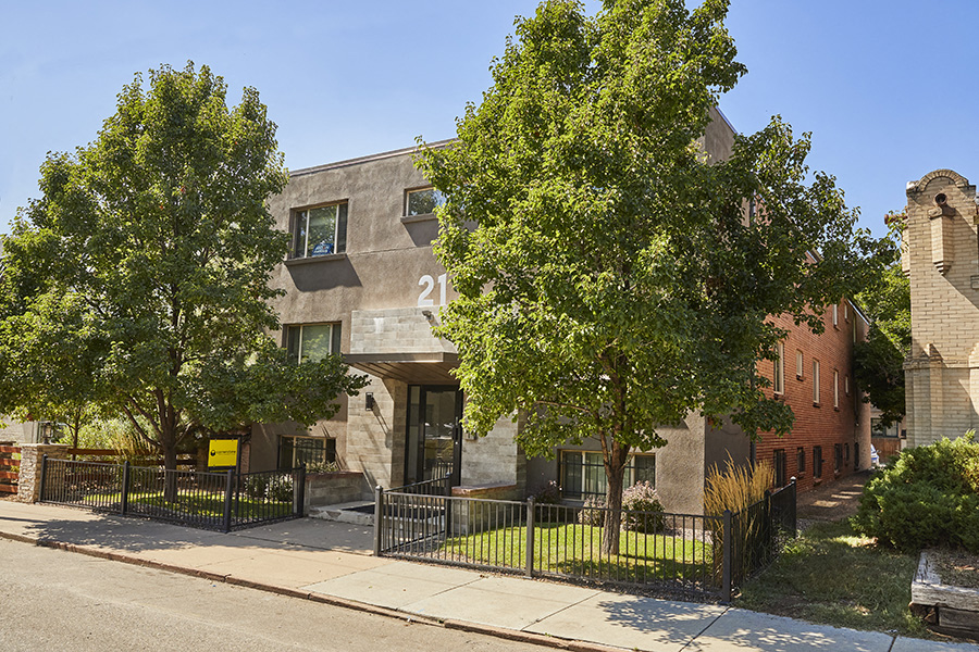 21 Logan Apartments in Denver, CO