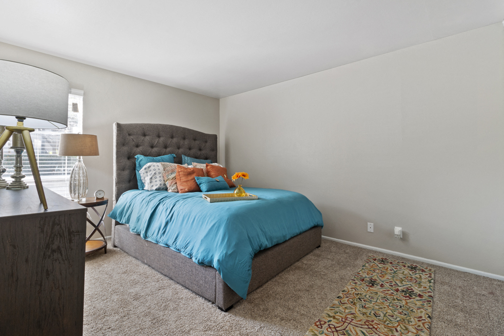 Upgraded Apartment Home