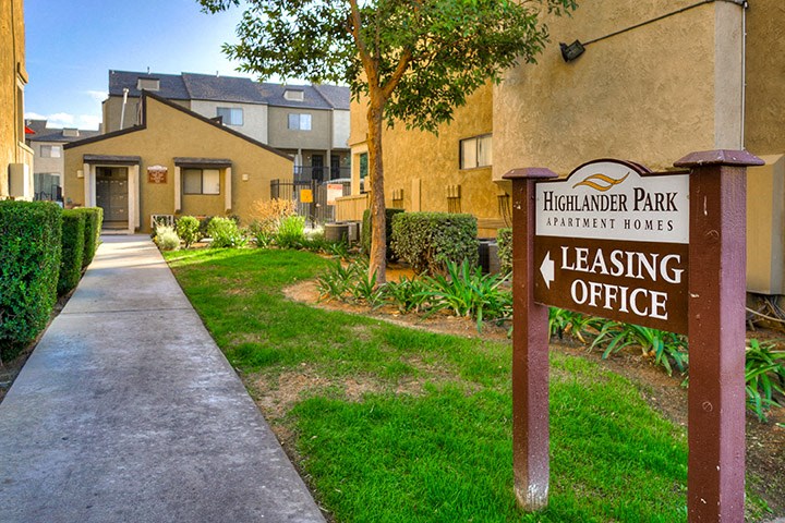 Leasing Center Sign at Highlander Park Apts, Riverside