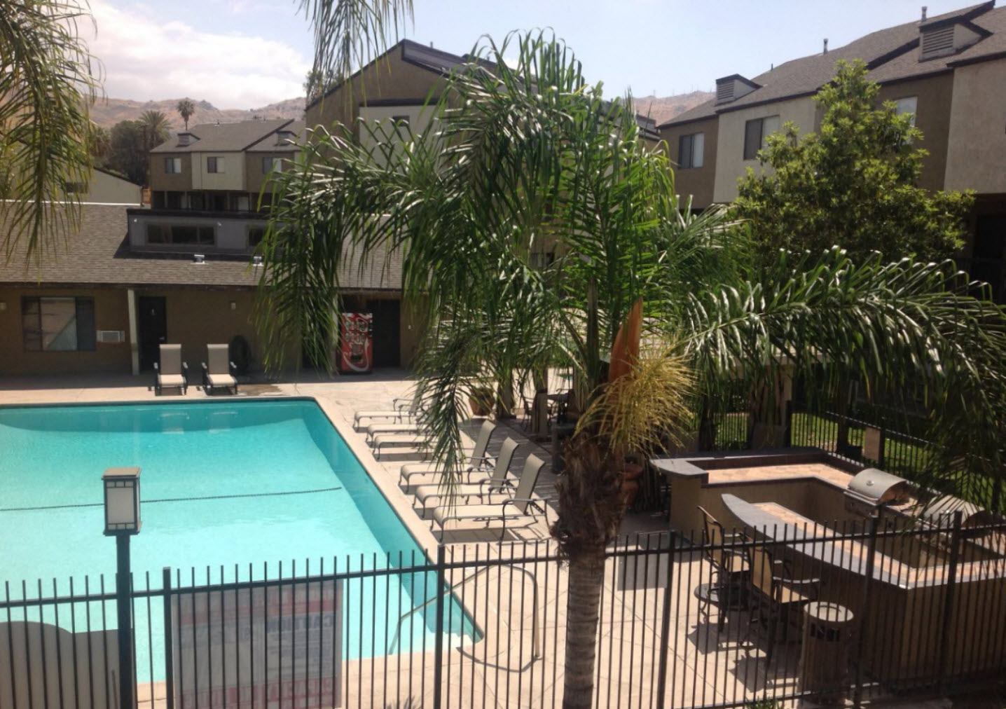 Highlander Park Apartments, 3131 Watkins Drive, Riverside Highlander Park Apartments, 3131 Watkins Drive, Riverside