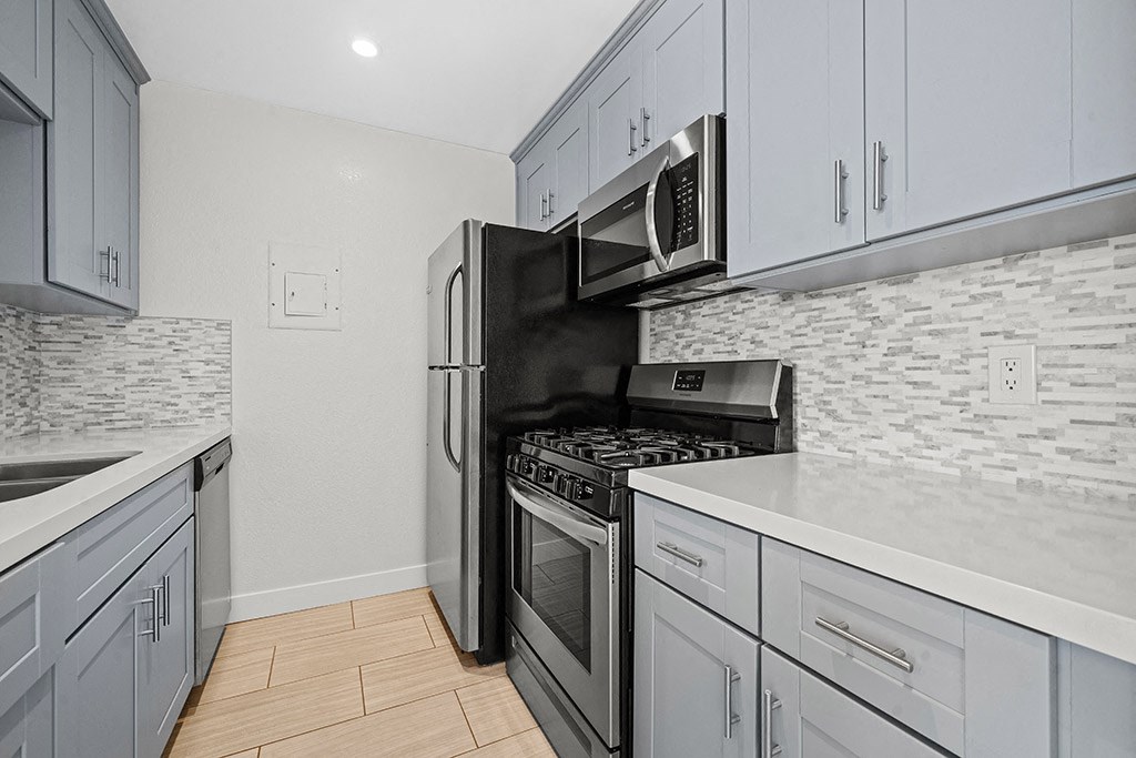 Furnished Kitchen at Hillside View, Los Angeles