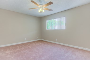 7250 Hillside Ave Studio-1 Bed Apartment for Rent - Photo Gallery 1