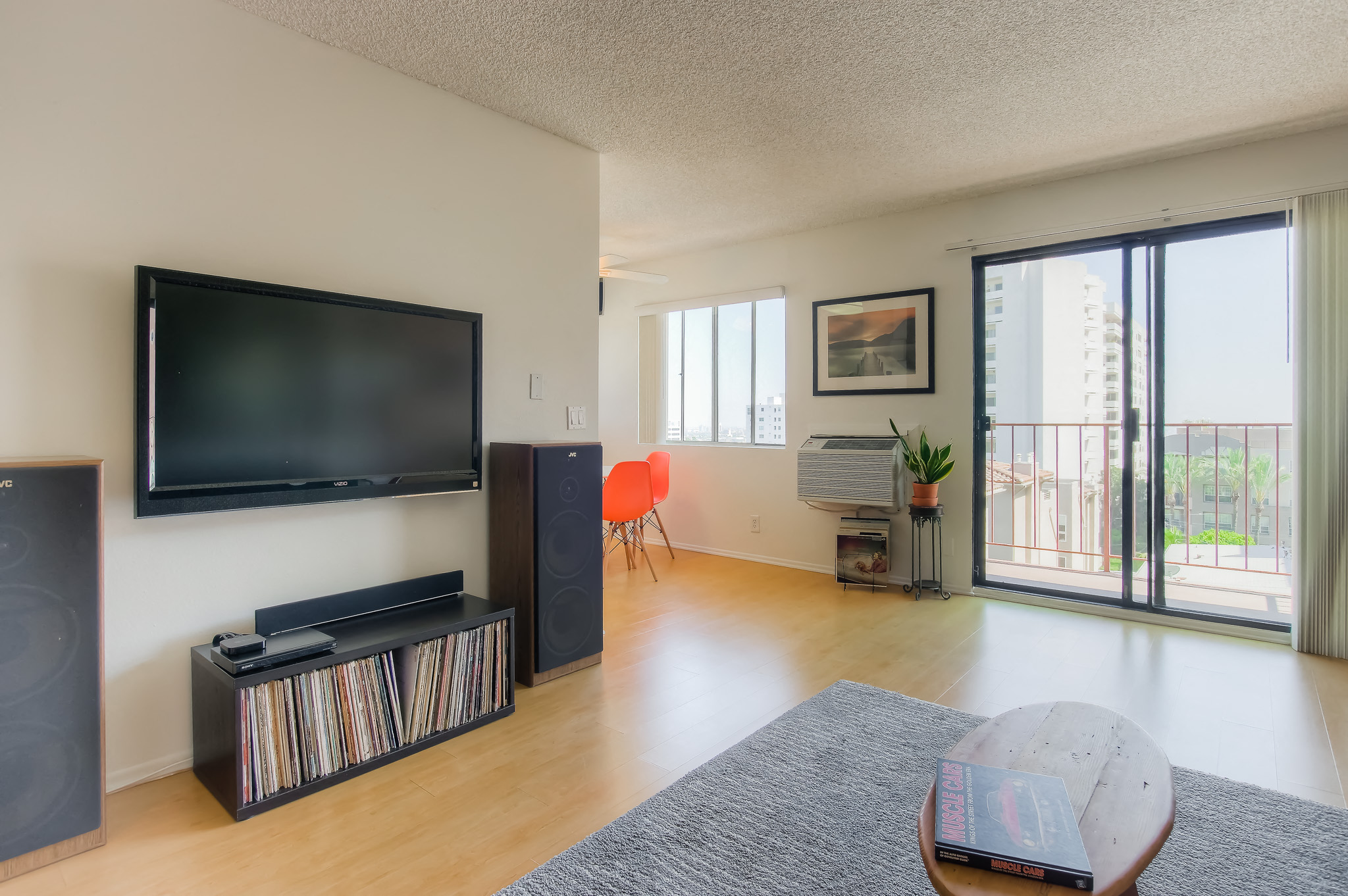 Joro Properties is a similar property to Verse Hollywood located in Hollywood