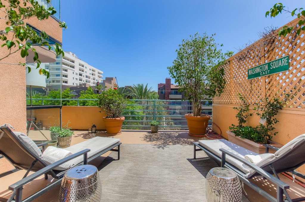 Attractive Terrace at La Vista Terrace, Hollywood, CA, 90046