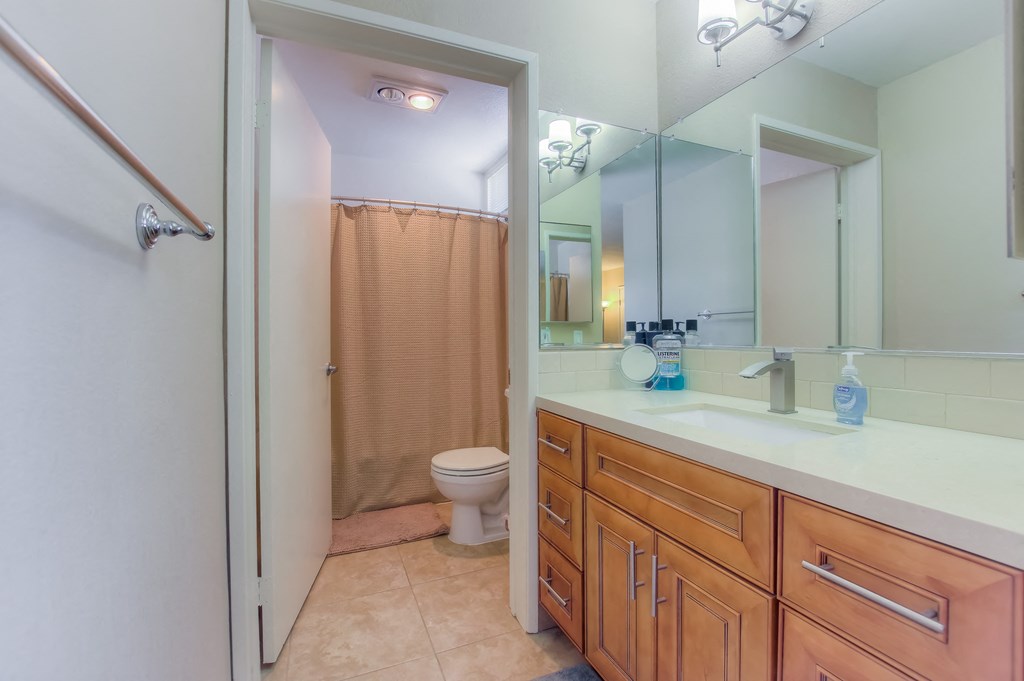 New Bathrooms at La Vista Terrace, Hollywood, California