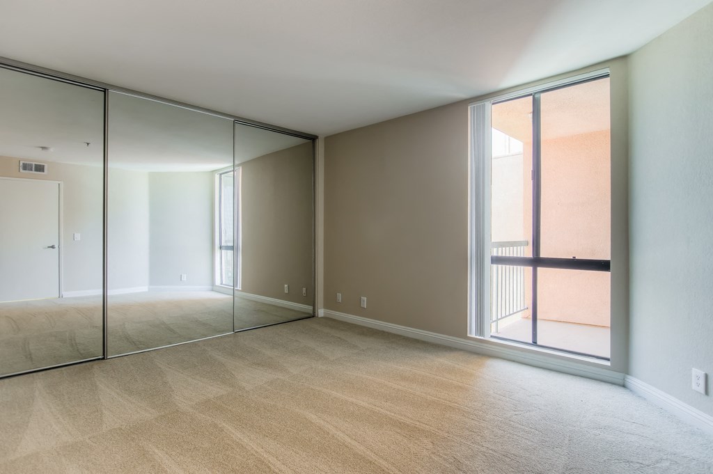 Large Closet at La Vista Terrace, Hollywood