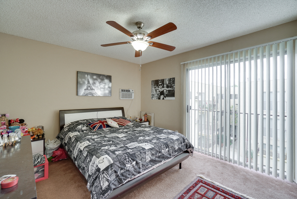Ceiling fans in all bedrooms to keep you cool and energy efficient at Park Merridy, Northridge, CA