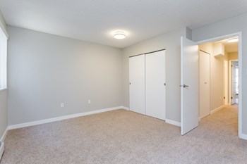 3240 East 58th Avenue, 2 Beds Apartment, Townhouse for Rent - Photo Gallery 6