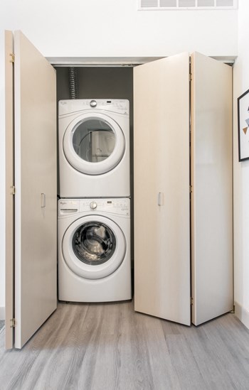 260 North Lord Street Studio-2 Beds Apartment for Rent - Photo Gallery 6