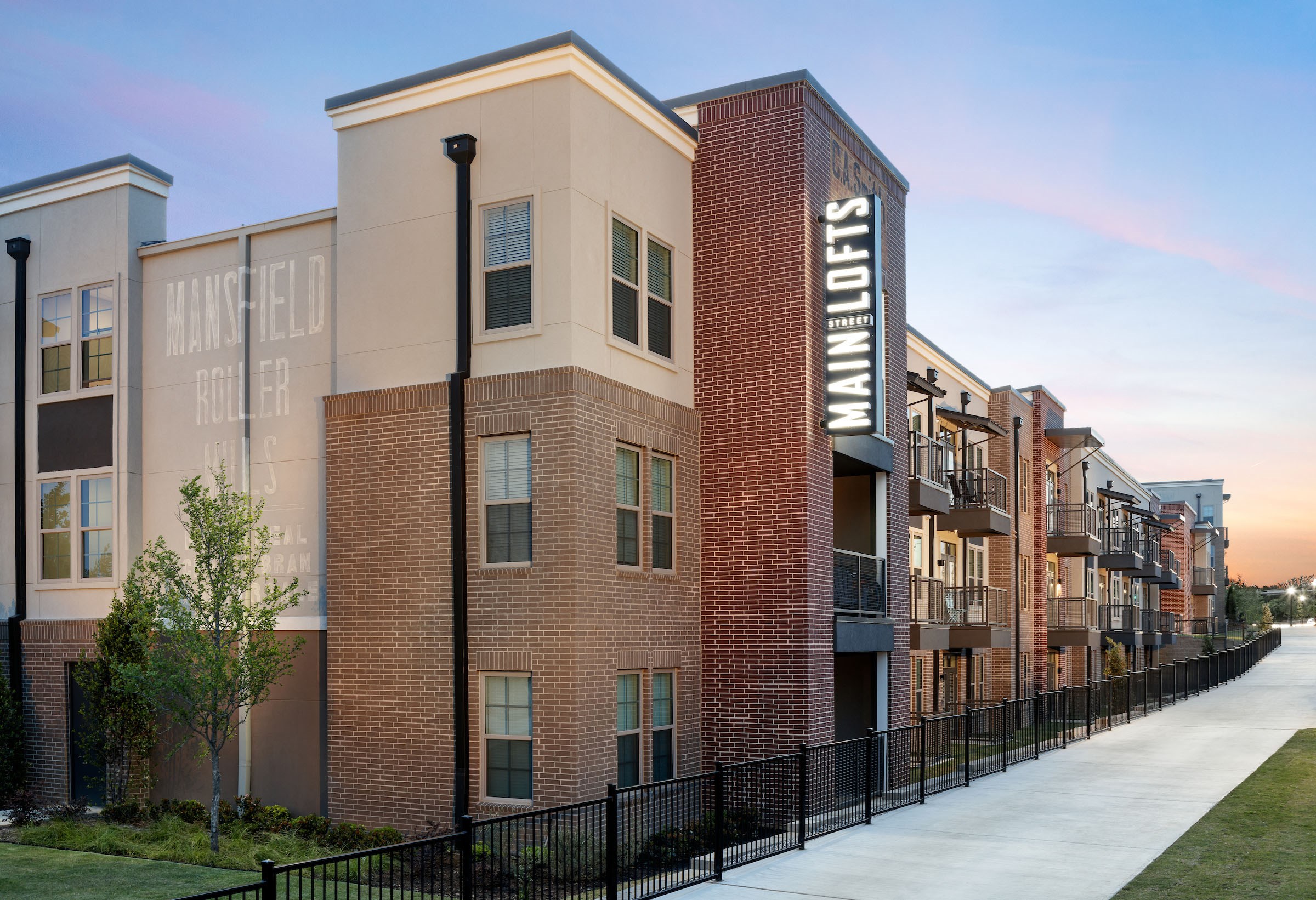 Main Street Lofts Apartments, 751 N. Main Street, Mansfield, TX RENTCafé