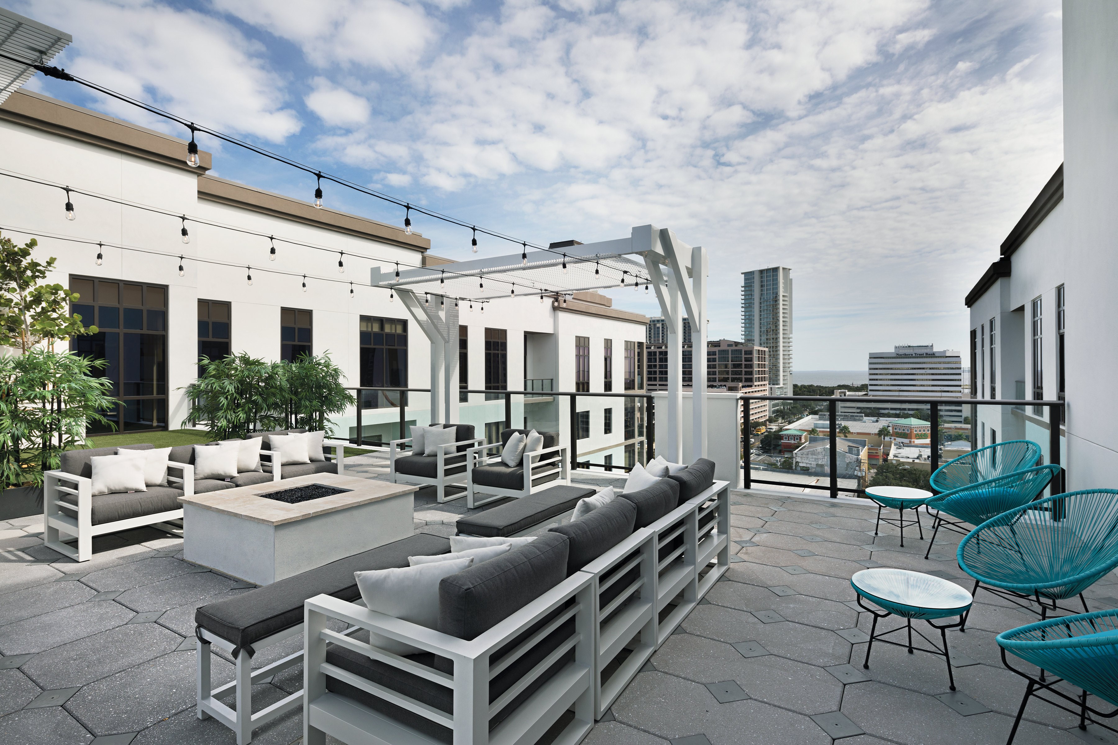 Avanti Apartments In St Petersburg Fl