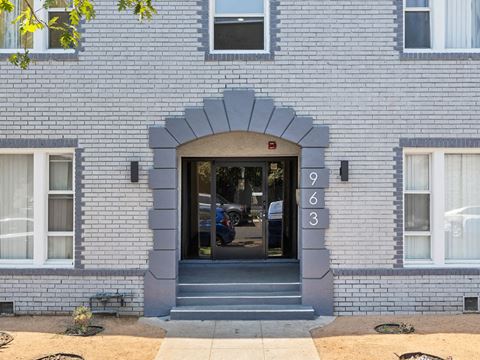 Front Door Entrance and Steps at Hobart Ave Apartments in Los Angeles, CA