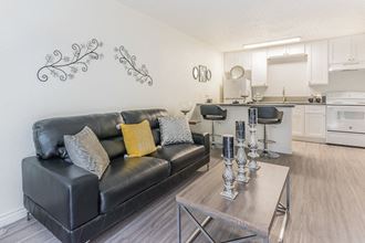 living area 