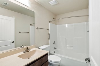 725 North Indiana Avenue 1-2 Beds Apartment for Rent - Photo Gallery 30