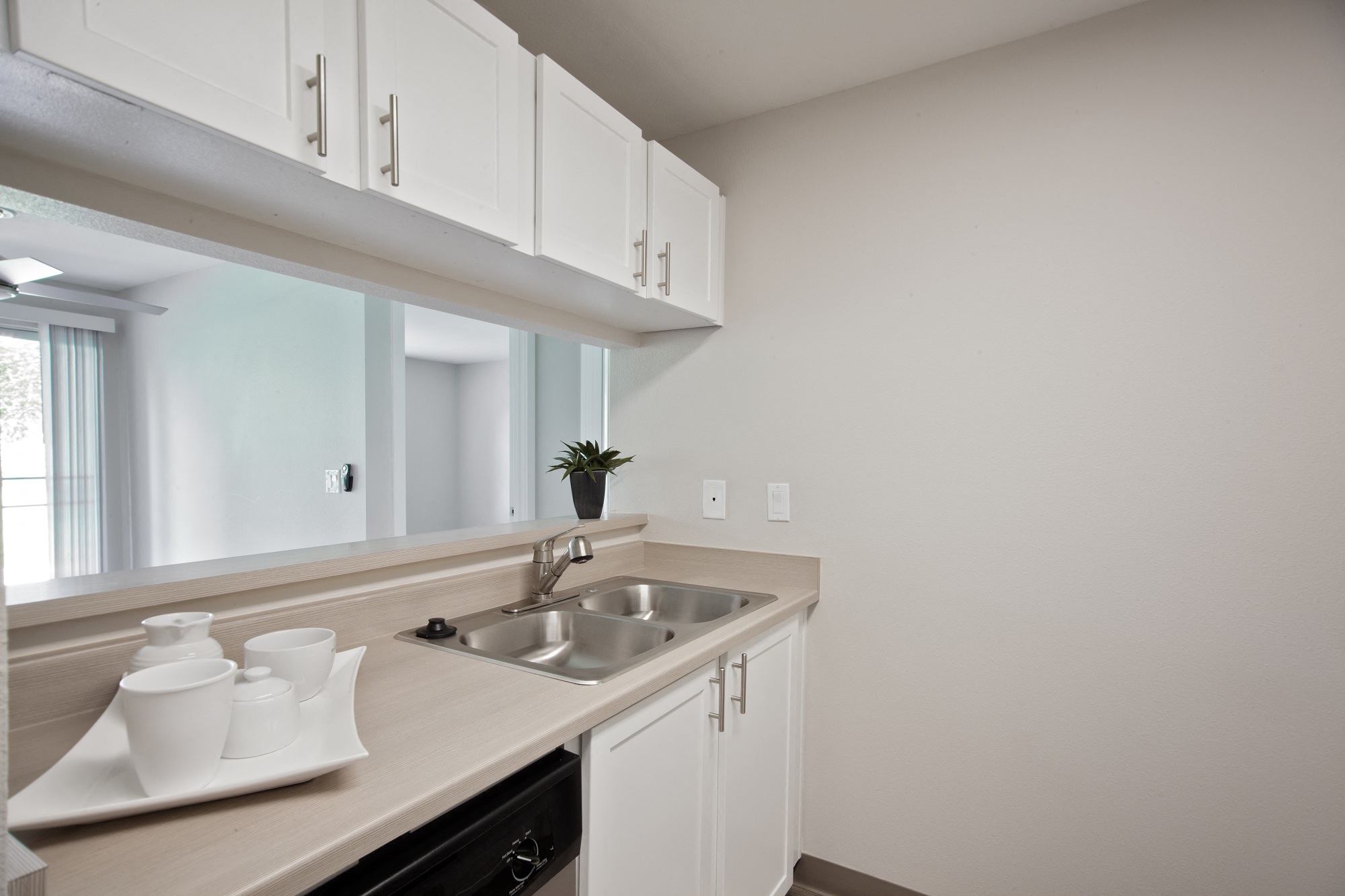 Stonesthrow Apartments Kitchen Pass Area