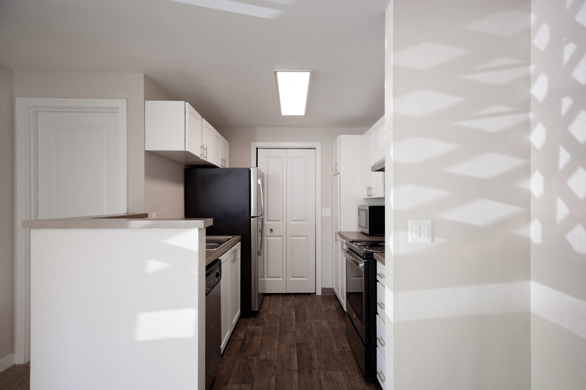 Stonesthrow Apartments Kitchen