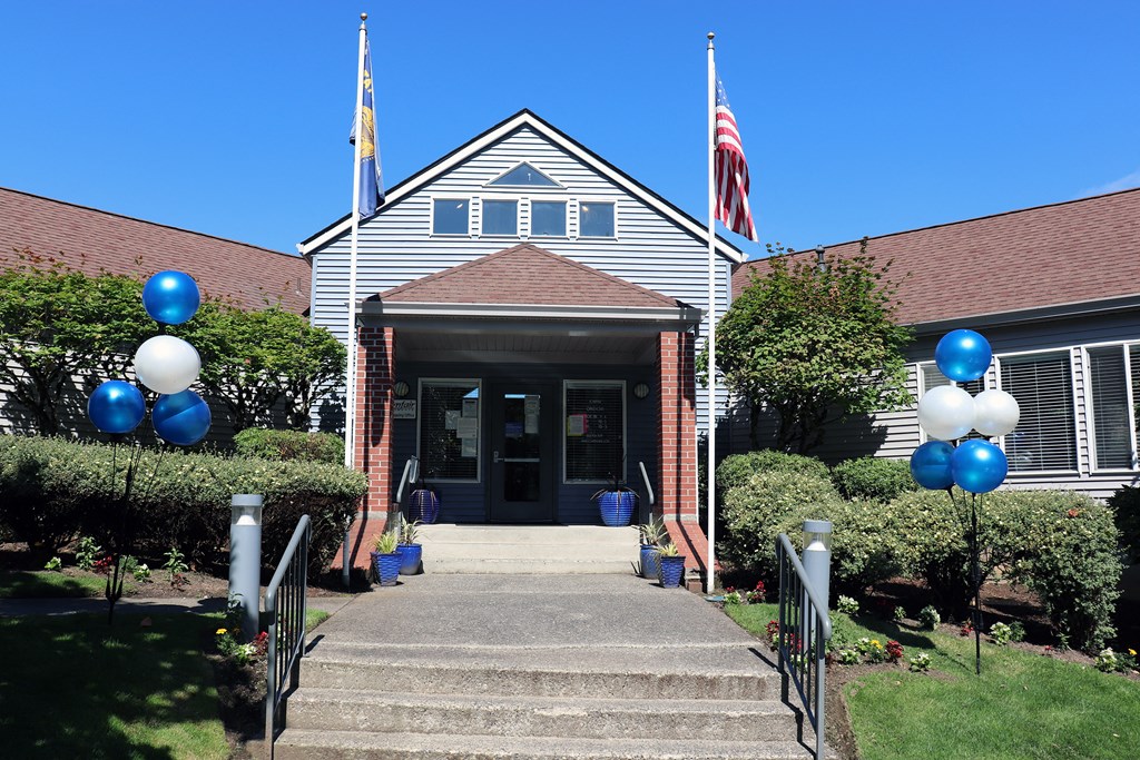 Entrance View at Townfair Apartments, Gresham, 97030